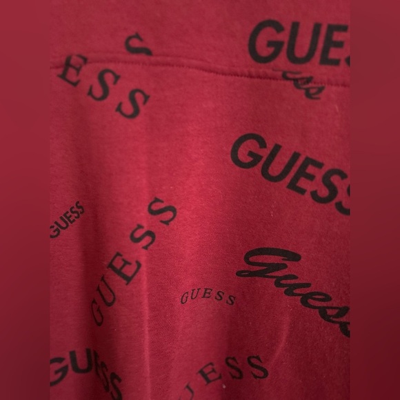 Guess high low  sweatshirt - Picture 11 of 11